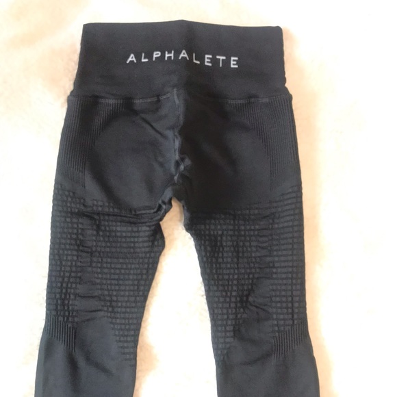 ❌SOLD❌ Alphalete Halo leggings - Picture 4 of 7